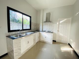 A Modern single-story  house with 3 bedrooms and 2 bathrooms in the Tha Wang Tan, Hang Dong, Chiang Mai