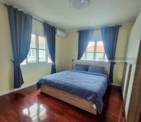 Single house with 2 floors, featuring 7 bedrooms and 6 bathrooms, located in the Hang Dong area near the airport.