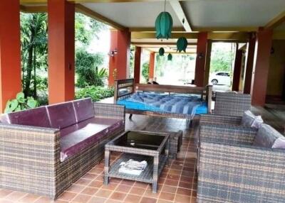 6 Bedroom pool villa on big land for rent