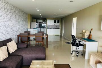 Hillside 4 Condo for rent and Sale 2 bedrooms size 125 sqm