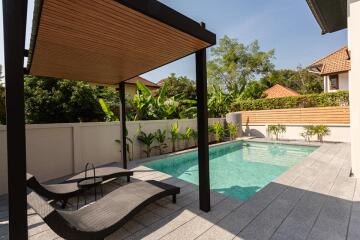 Newly Pool Villa Behind Kad Farang