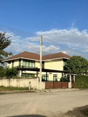 House for Sale in San Phak Wan, Hang Dong.