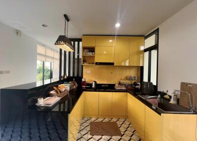 House for Sale in San Phak Wan, Hang Dong.