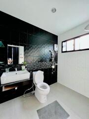 House for Sale in San Na Meng, San Sai.