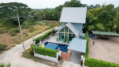 พูลวิลล่าให้เช่า / ขายในชนบท  [Holiday Rental]