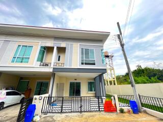 3 Bedroom Townhouse