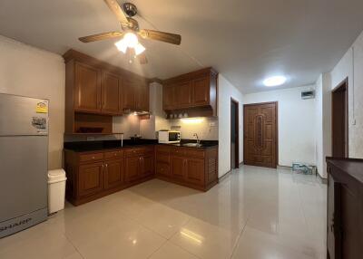 Condo for Rent, Sale at Hillside 3