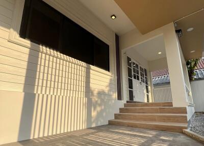 2 Bedroom House for Sale in Suthep