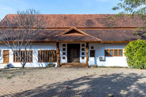 [8 Rai] Indian House Style for Sale in Mae Rim