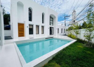 520 Sqm., 5 Beds, 6 Baths House listed for ฿ 14,900,000.