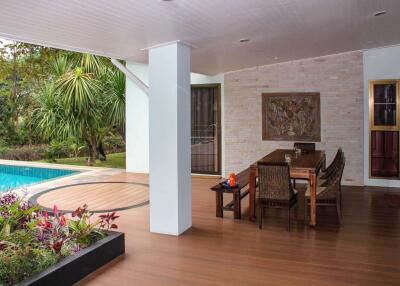 3 Bedroom, Riverside Pool Villa in San Sai