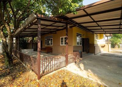 3 Bedroom Thai Style House just North of City