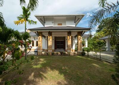 350 Sqm., 3 Beds, 3 Baths House listed for ฿ 17,000,000.