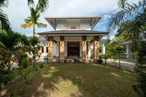 350 Sqm., 3 Beds, 3 Baths House listed for ฿ 17,000,000.