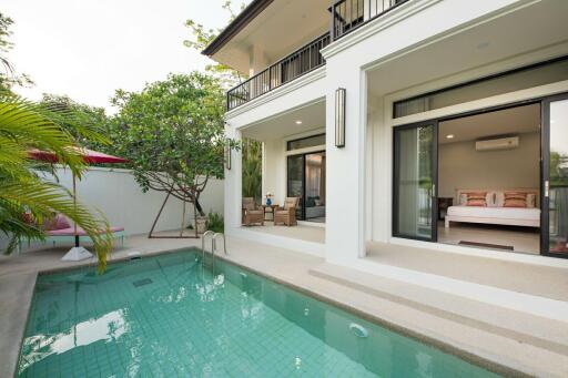 4 Bedroom Pool Villa in Saraphi