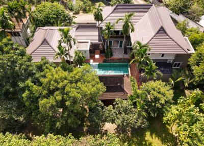 4 Bedroom Pool Villa with Guesthouse near Ruamchok Mall