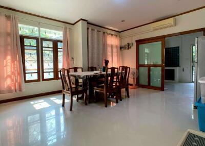 4 Bedroom with Large Garden near CM University