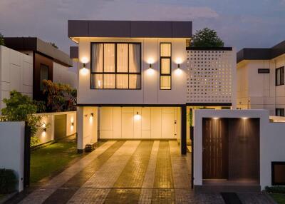 6 House Development off Plan in Wang Tan