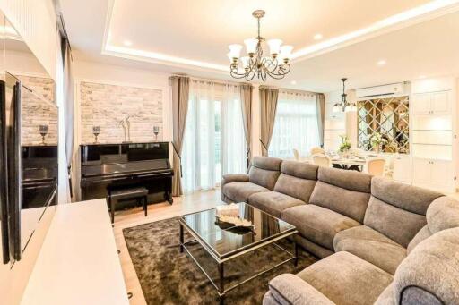 440 Sqm., 4 Beds, 6 Baths House listed for ฿ 21,550,000.