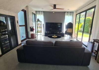 3 Bedroom Pool Villa in San Kamphaeng