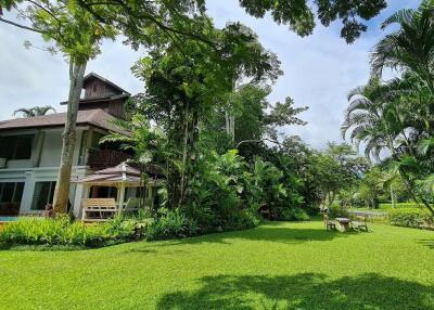 5 Bedroom Country House in Mae Rim