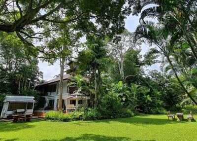 5 Bedroom Country House in Mae Rim