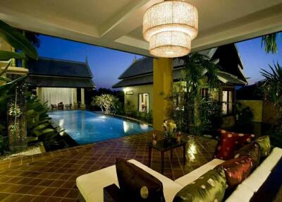 Luxury 5 Bedroom Lakeside Pool Villa in Doi Saket