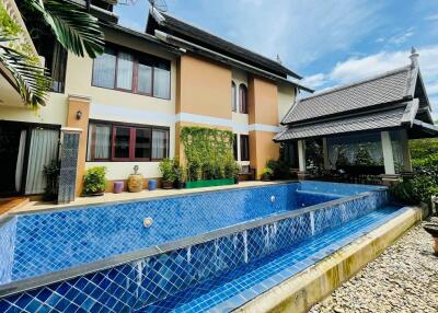 Luxury 5 Bedroom Lakeside Pool Villa in Doi Saket