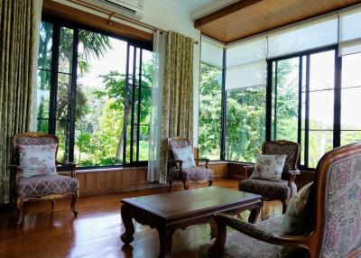 Luxurious 4 Bedroom Pool Villa in Doi Saket