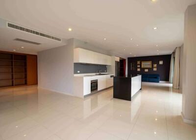 3 Bedroom Corner Unity บนชั้น 4 ของรีสอร์ทคอนโดมิเนียม