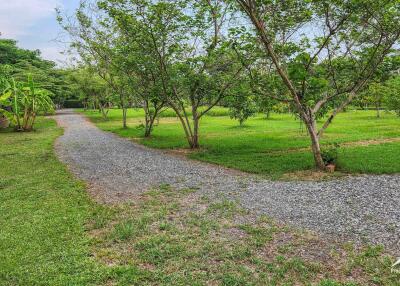 ขายบ้านริมทะเลสาบชนบท 5 ไร่ในดอยสะเก็ด