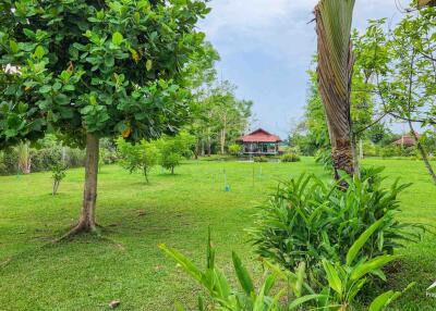 ขายบ้านริมทะเลสาบชนบท 5 ไร่ในดอยสะเก็ด