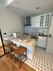 Modern kitchen with dining area