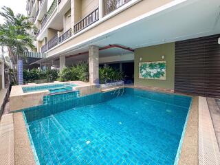 4 Bedrooms Condo in Siam Oriental condominium Pratumnak C011707