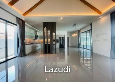 4 Bed 4 Bath 300 SQ.M IBreeze View Hua-Hin