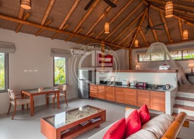 2 Bedrooms Beachfront Bungalow in Coconut Island