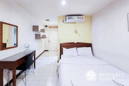 1-BR Serviced Apt. near BTS Chong Nonsi