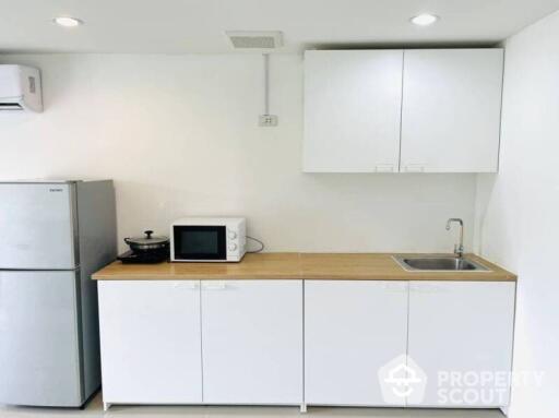 2-BR Condo at Waterford Park Rama 4 near BTS Phra Khanong