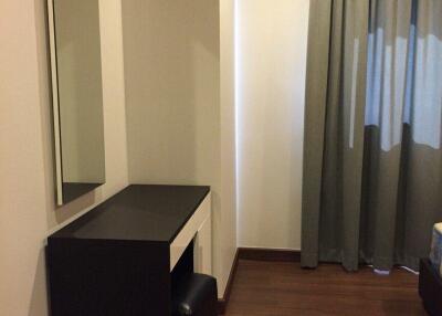 1-BR Condo at Vista Garden Condominium near BTS Phra Khanong (ID 376363)