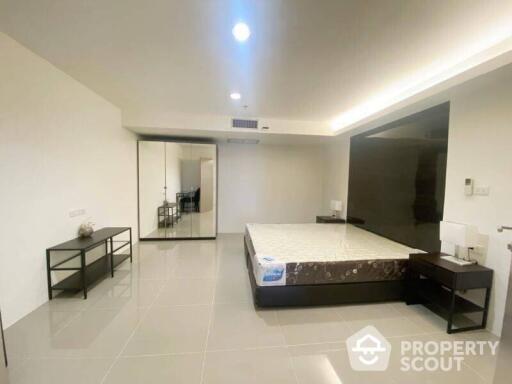 2-BR Condo at The Waterford Diamond Tower Sukhumvit near BTS Phrom Phong