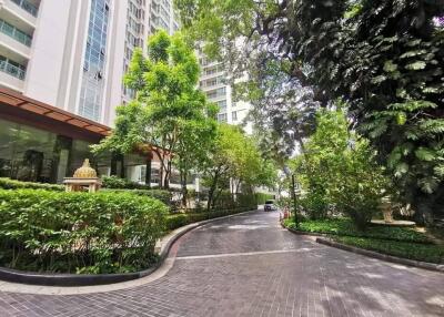 Condo for Sale at The Address Chit Lom