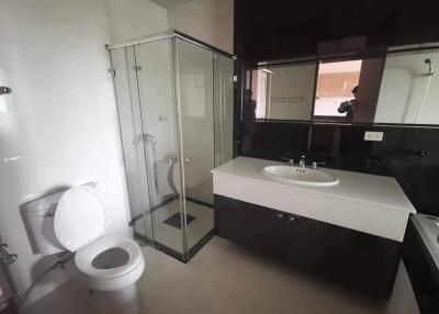 Condo for Sale at The Address Chit Lom