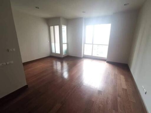 Condo for Sale at The Address Chit Lom