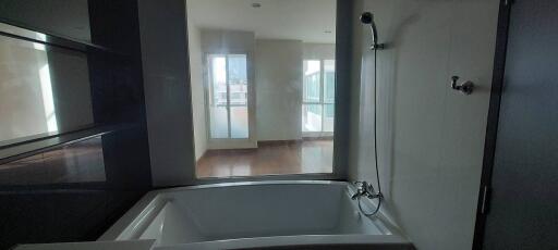 Condo for Sale at The Address Chit Lom