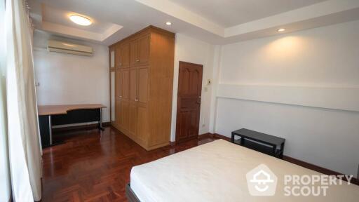 5-BR Townhouse near ARL Ramkhamhaeng (ID 515390)