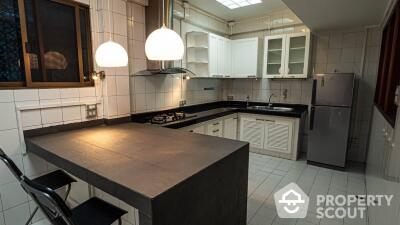 5-BR Townhouse near ARL Ramkhamhaeng (ID 515390)