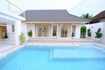 3 Bedroom Japanese Styled Pool Villa in San Sai