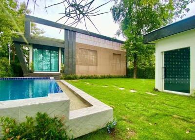 4 Bedroom Pool Villa in Lamphun