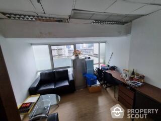 Office Space for Rent and Sale in Khlong Toei Nuea