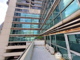 Office Space for Rent and Sale in Khlong Toei Nuea